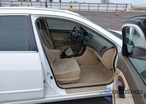 2007 Honda Accord 2.4 Ex z USA, uszkodzony, nr VIN 1HGCM56797A202361